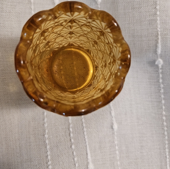Amber color daisy dot toothpick holder - Picture 2 of 4